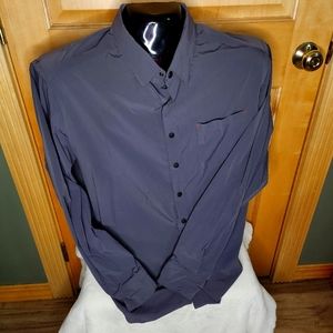Men's casual/dress shirt like new